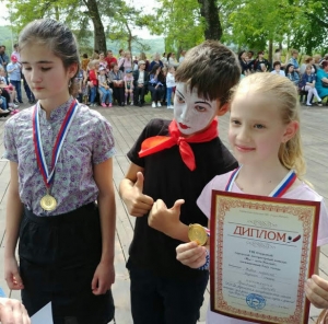 Торжественное награждение победителей VIII Открытого городского литературного конкурса «Мы – дети России»